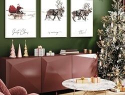 Giant Christmas Wall Art: Deck The Walls